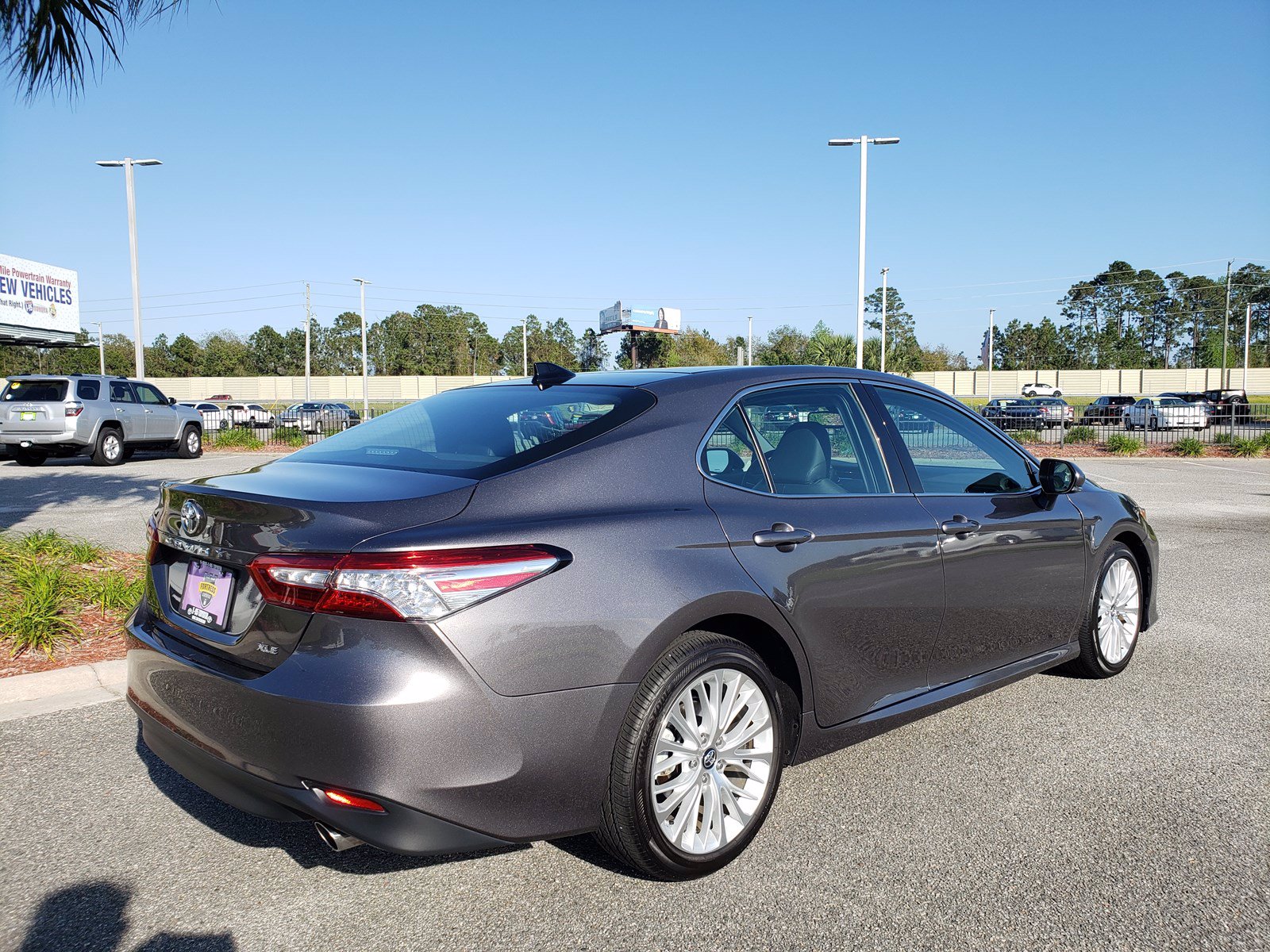 Pre-owned 2019 Toyota Camry Xle V6 Fwd 4dr Car